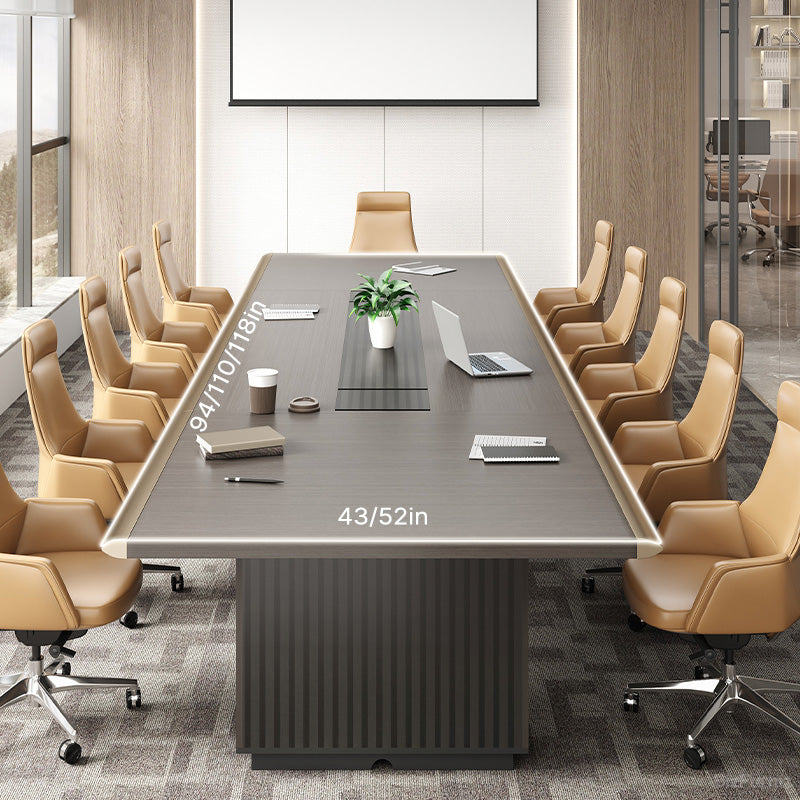 Spacious Desktop for Seamless Collaboration