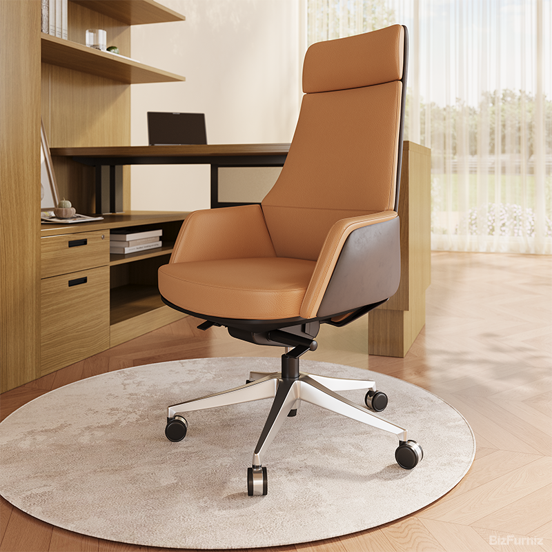 Timeless Executive Chair - A Perfect Blend of Elegance and Comfort