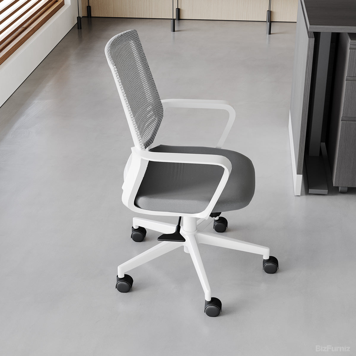 Mesh Office Chair: Minimalist Design Meets Precision product photo 6